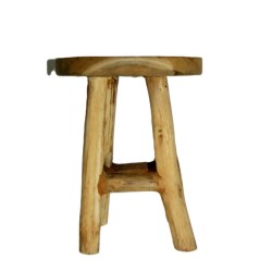 Petit tabouret en bois