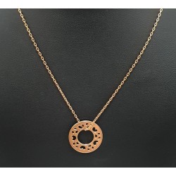 Collier avec pendentif...