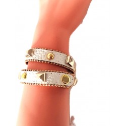 Bracelet en cuir clouté