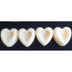 4 Coeurs de parfum solide...