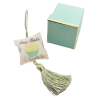 Coussin cupcake  à parfumer avec pompon vert – Atelier Catherine Masson