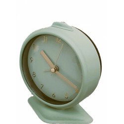 Réveil analogique vintage vert