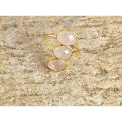 Bague trois pierres...