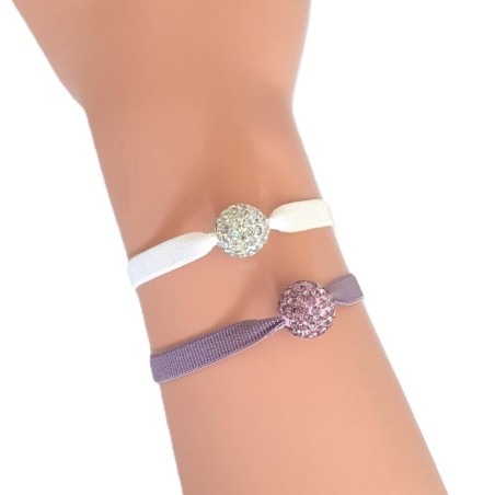 Bracelet élastique avec perle sertie de strass