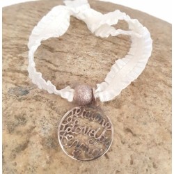 Bracelet Ruban Perle & Médaille