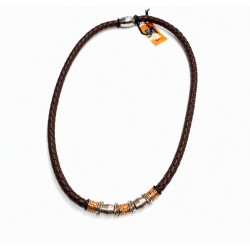 Collier homme en cuir tressé marron et acier or/argent (45 cm)