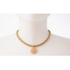 Collier ras-du-cou cordon en cuir tressé et pendentif rosace