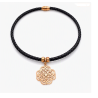 Collier en cordon tressé noir et pendentif rosace – Acier inoxydable finition or rose